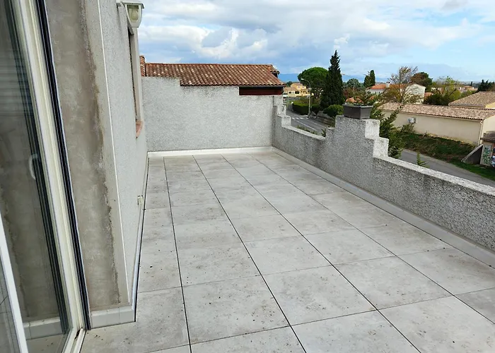 Familial Proche De Carcassonne Appartement *